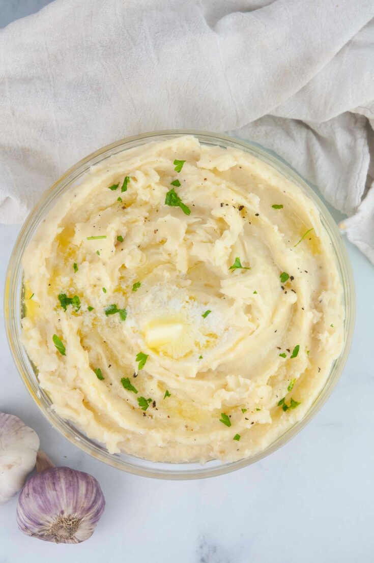The Best Roasted Garlic Mashed Potatoes - Seasoned Sprinkles