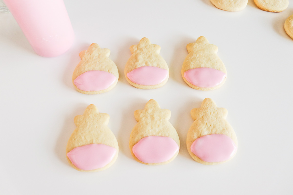 How to Decorate Unicorn Cookies - Seasoned Sprinkles