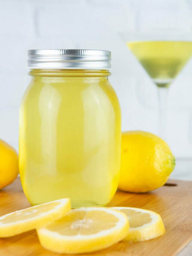 How to Make Homemade Limoncello