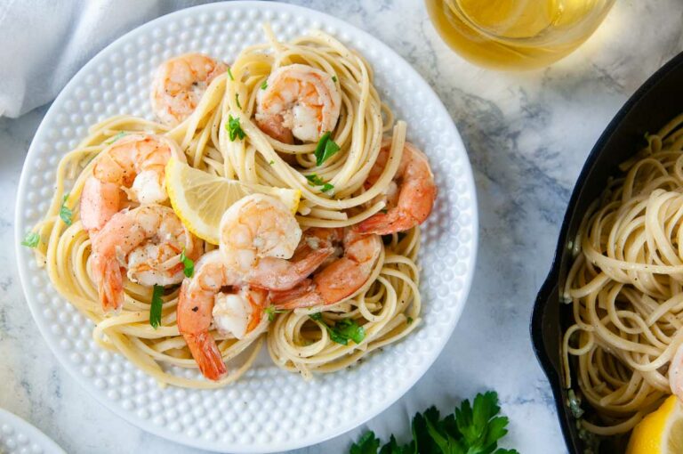 Easy Shrimp Scampi Recipe - Seasoned Sprinkles