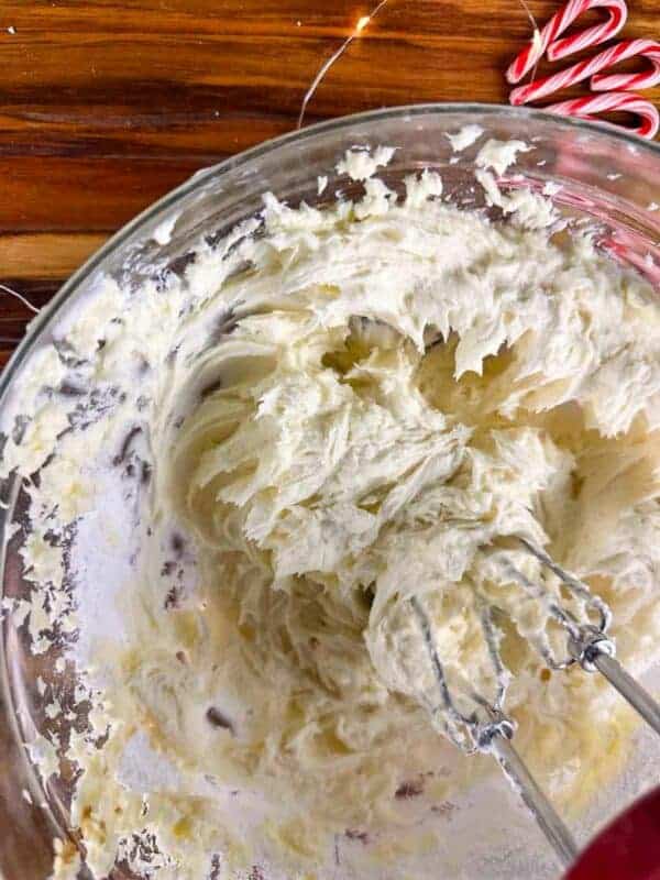 Peppermint Frosting - Seasoned Sprinkles
