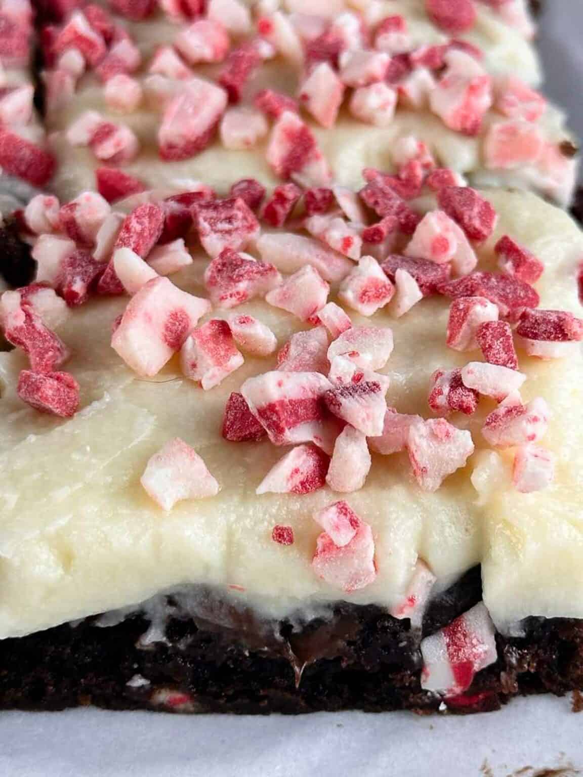 Peppermint Frosting - Seasoned Sprinkles