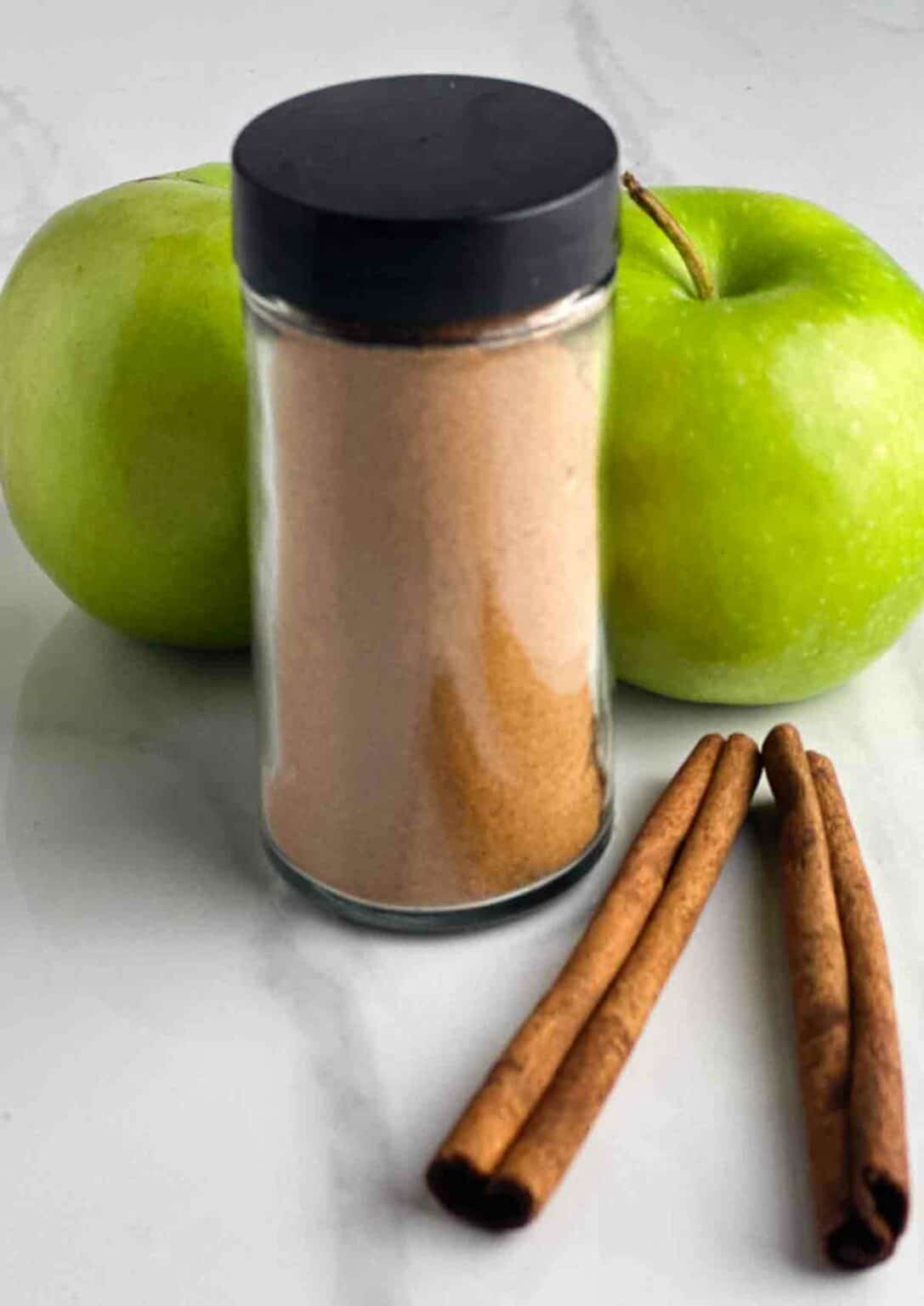 Homemade Apple Pie Spice Recipe - Seasoned Sprinkles