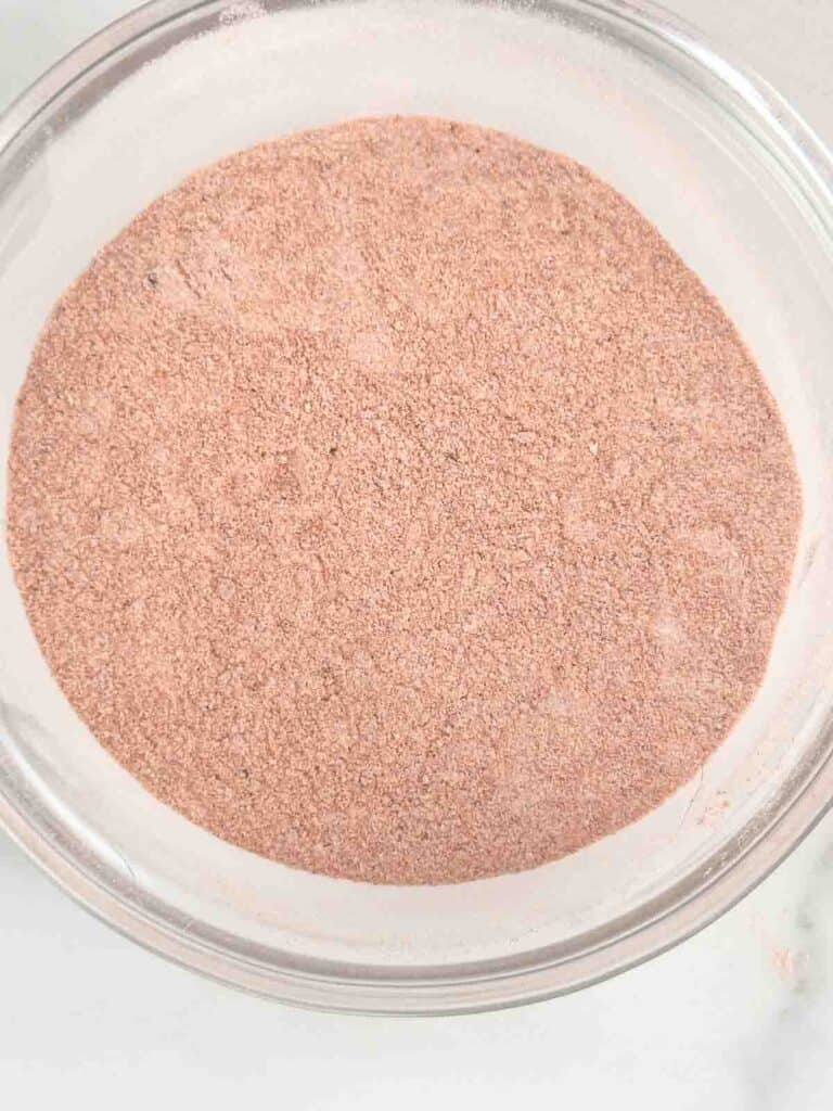 Buffalo chicken dry rub in a bowl