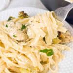 Finished shot of chicken and broccoli fettuccine alfredo.